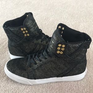 Supra Skytops